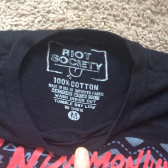 MENS EUC M Riot Society Pandamonium Skateboard Tee - Picture 4 of 4